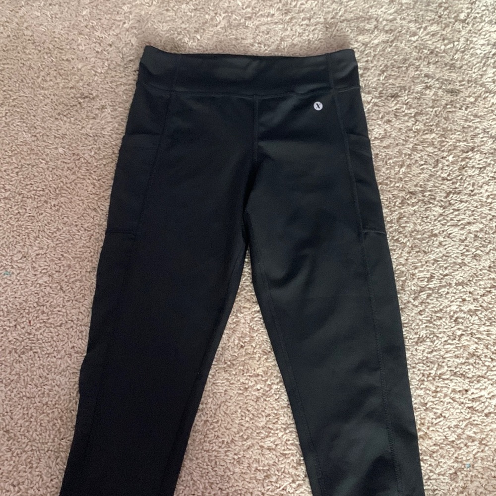 Black workout leggings